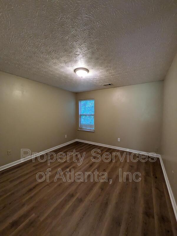 Building Photo - 518 Arbor Ridge Dr