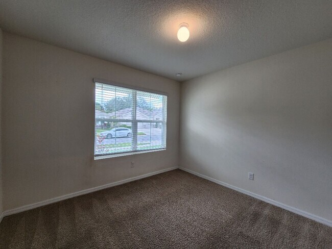 Building Photo - Gorgeous 2020 Construction, LIKE NEW!!! 3-Bedroom, 2-Bathroom