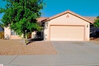 Building Photo - 452 Groft Way