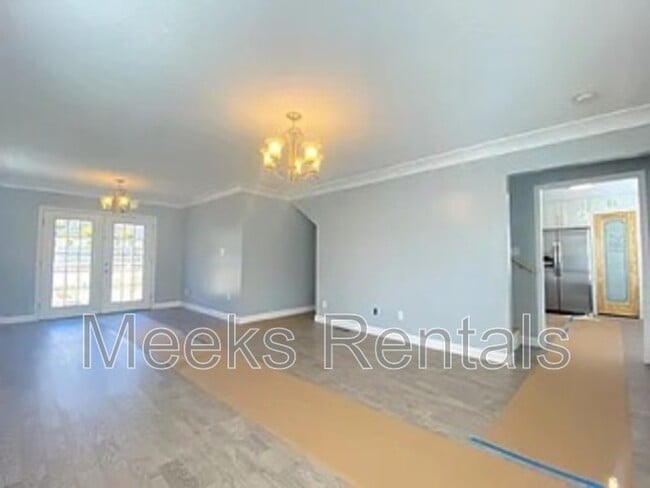 Building Photo - 140 Misty Ln