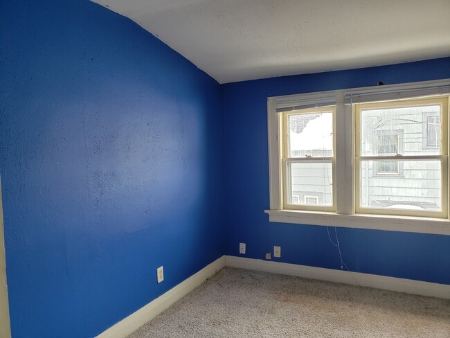 Building Photo - 204 Ruder St