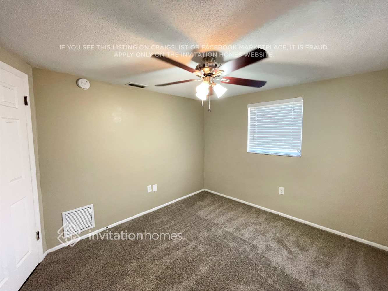 Building Photo - 4850 Samara Dr