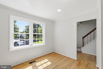 Building Photo - 6002 Mardale Ln