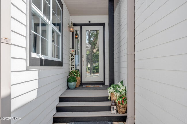 Building Photo - 3827 Mariner Dr