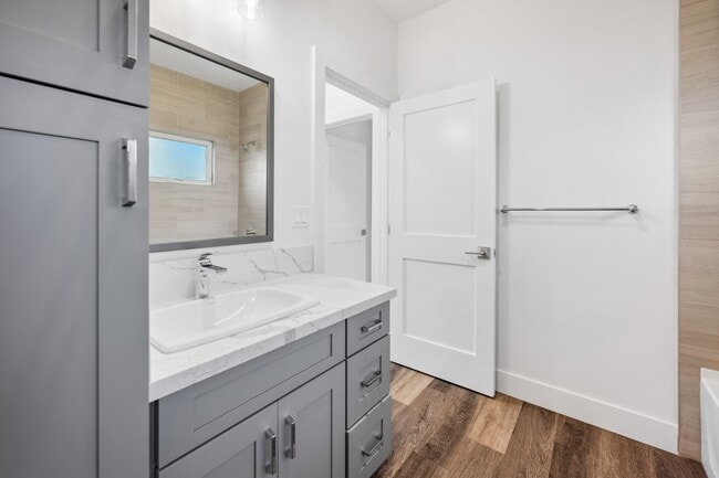 Building Photo - 18 Ohana St