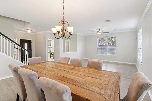 Building Photo - 16546 Cypress Thicket Dr