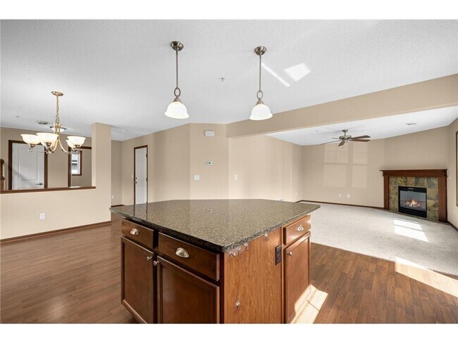 Building Photo - 15650 60th Ave N