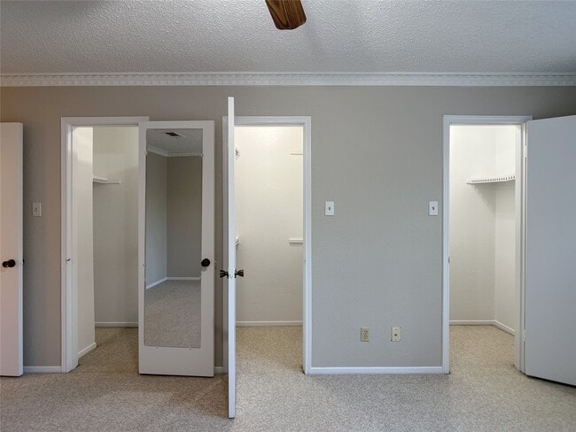 Building Photo - 3737 Wakeforest St