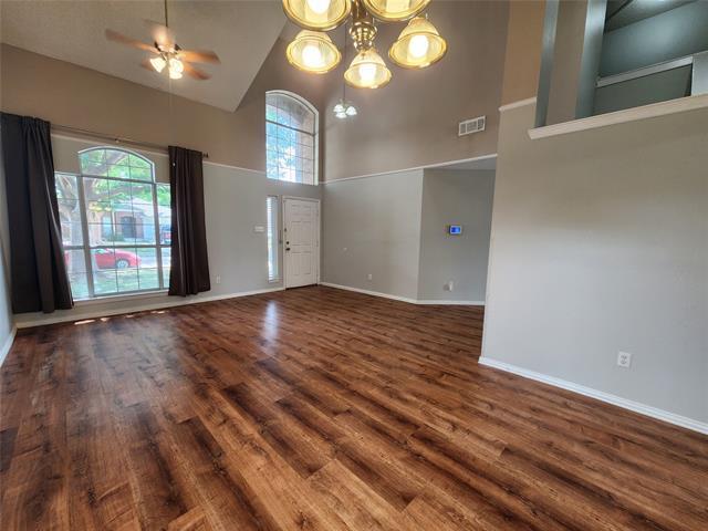 Building Photo - 1225 Lake Haven Dr
