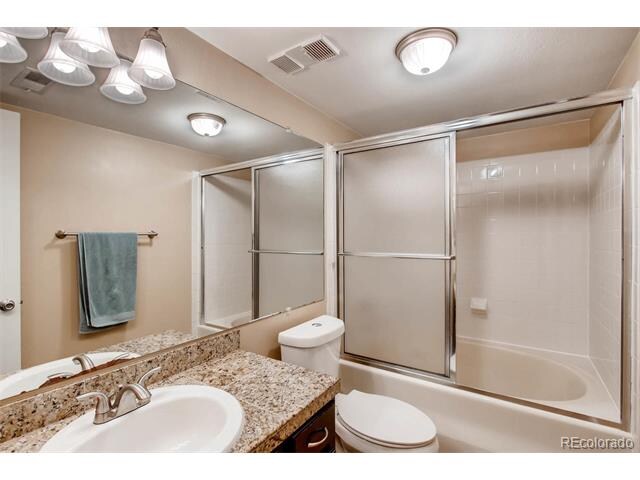 Building Photo - 6711 S Ivy Way