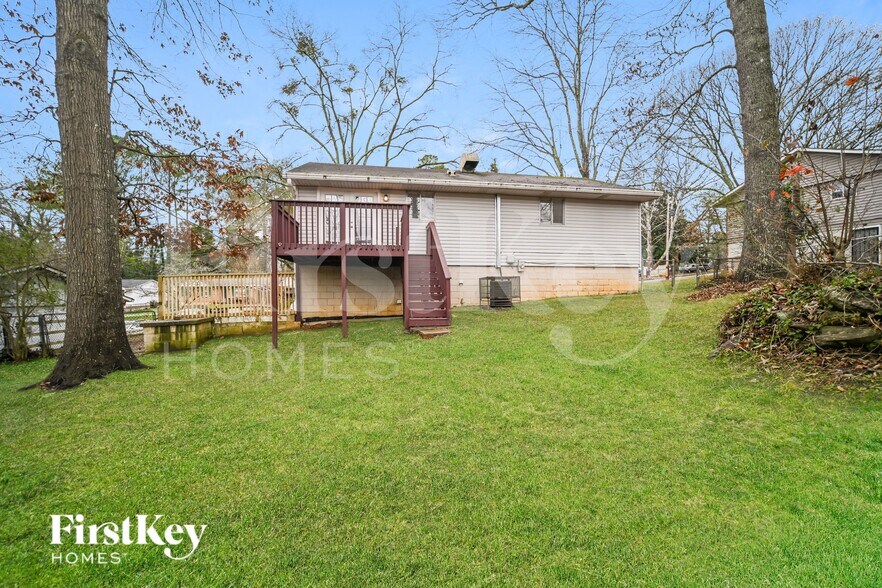 Building Photo - 342 Roxbury Dr