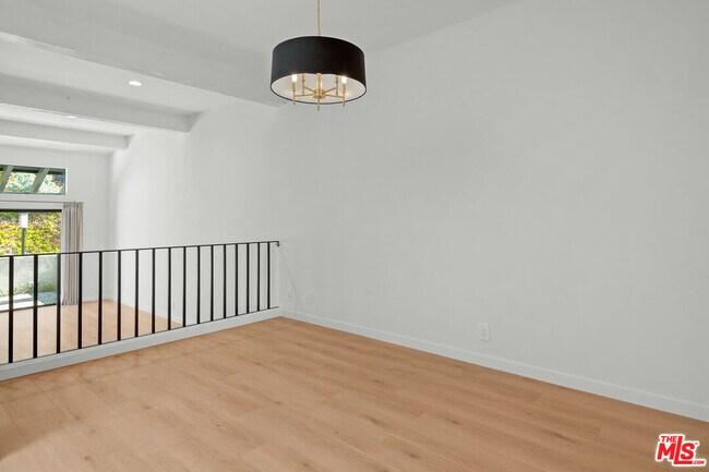 Building Photo - 1566 Michael Ln