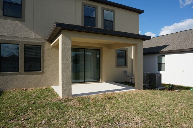 Building Photo - 15078 Purple Martin St