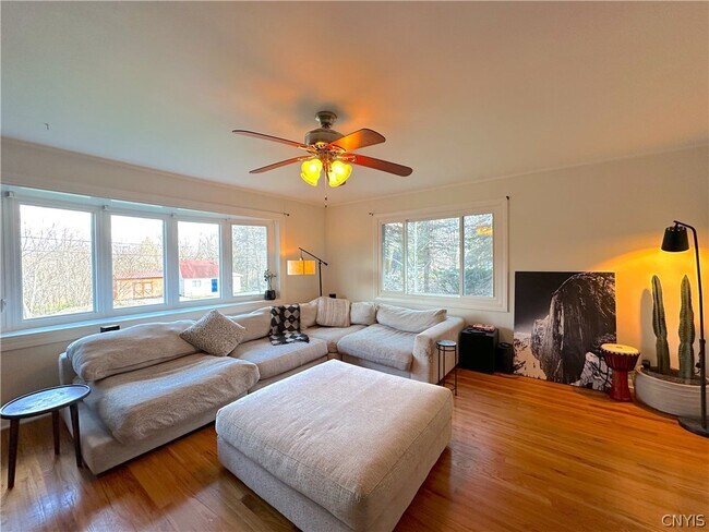 Building Photo - 4055 Bristol Rd