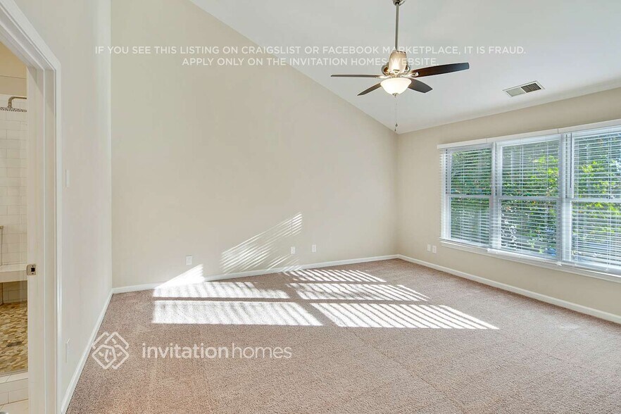 Building Photo - 8807 Doe Path Ln