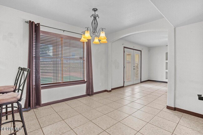 Building Photo - 11333 Manuel Moreno Dr