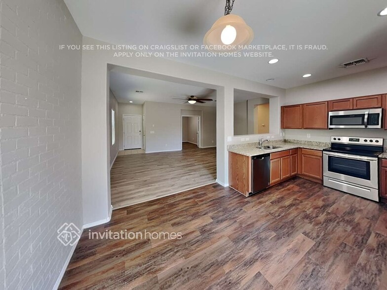 Building Photo - 19167 W Monroe St