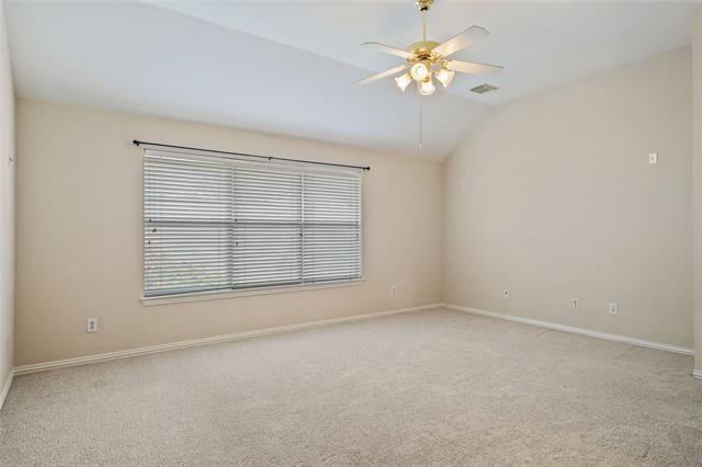 Building Photo - 18638 Tall Oak Dr