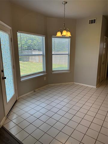Building Photo - 1621 Falcon Dr