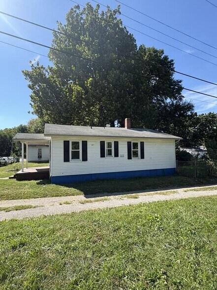 Building Photo - 238 W Peoria Ave