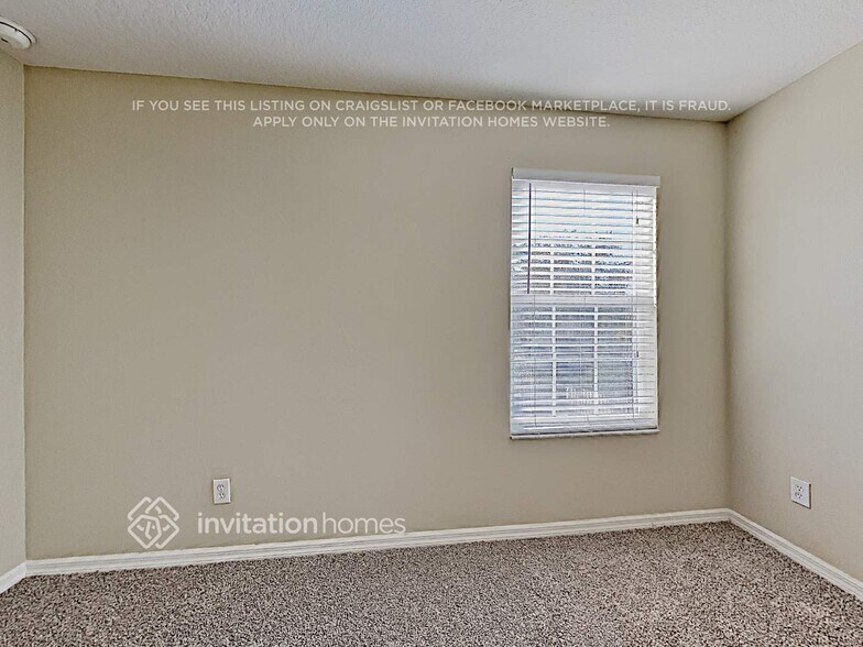 Building Photo - 9156 Lake Avon Dr