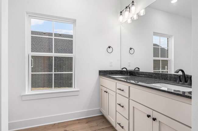 Building Photo - 6804 Fir St