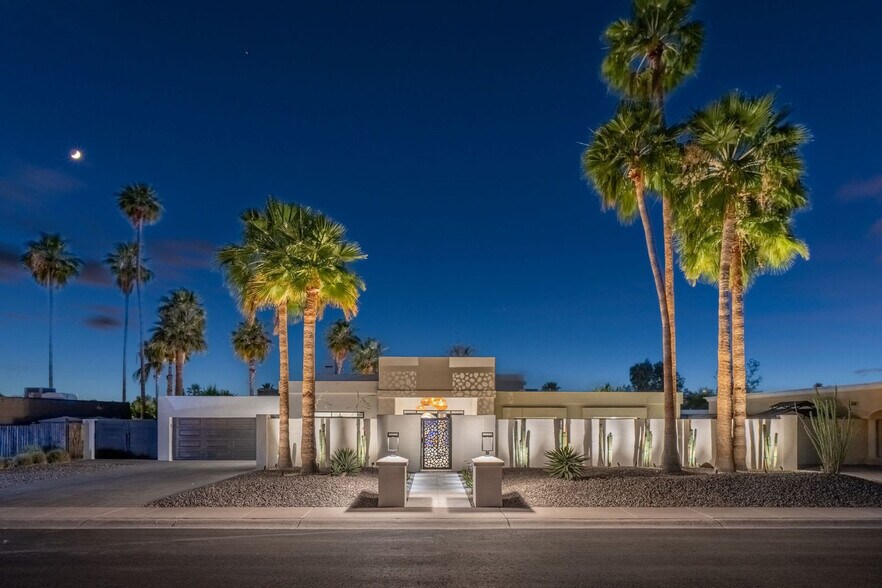 Building Photo - 6511 E Dreyfus Ave