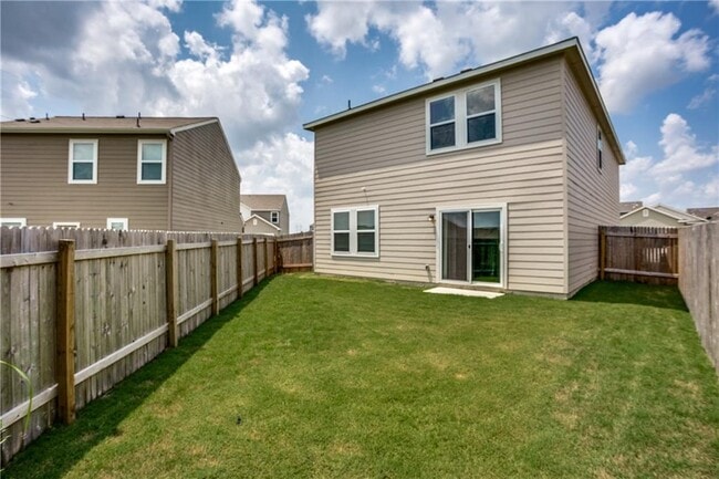 Building Photo - 509 Peony Ct