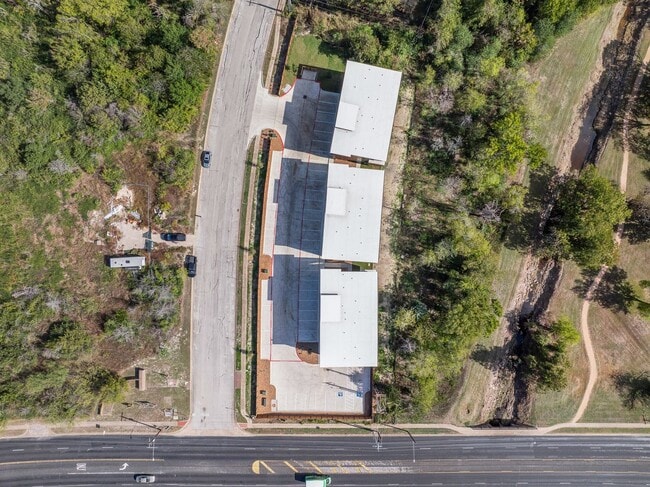 Building Photo - Available August 2026! BRAND NEW 3-Story 5Bed/5Bath Townhome across from Blinn!