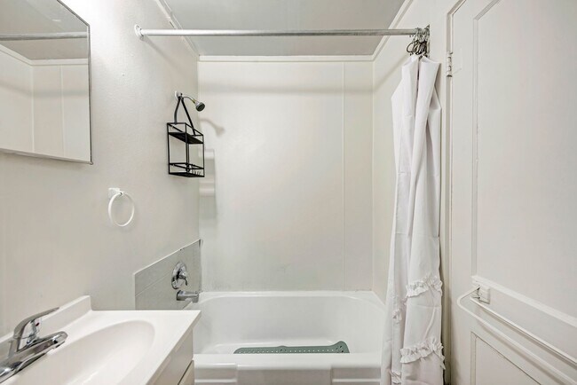 Building Photo - Charming Fully Furnished Studio in the Heart of UT Campus – $1,500/Month