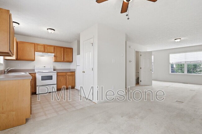 Building Photo - 75 Foal Ln