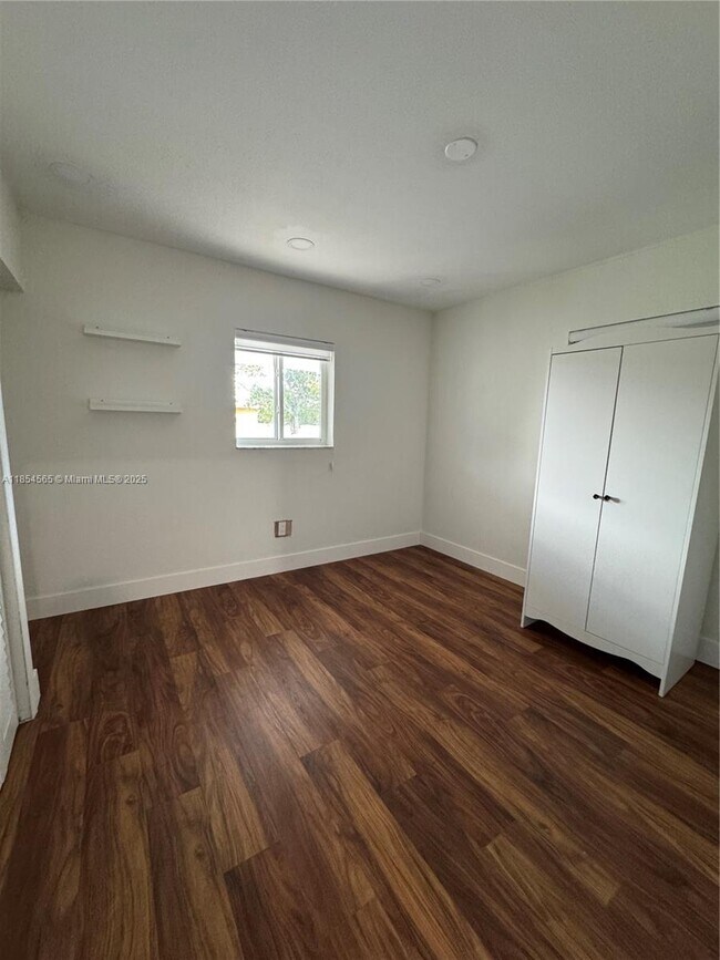 Building Photo - 11530 SW 139th Terrace