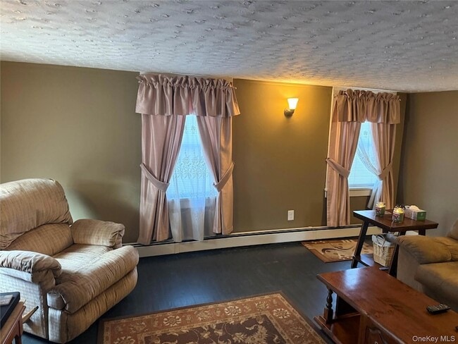 Primary Photo - 6 Glenmere Ave