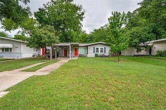Building Photo - 4504 Geddes Ave