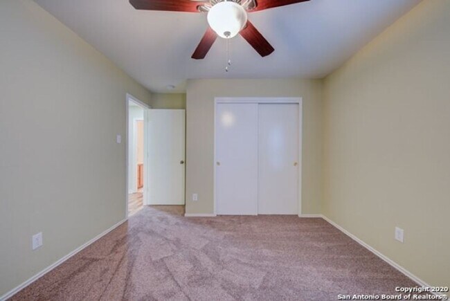 Building Photo - 3 Bedroom/2 Bath Wildhorse Subdivision