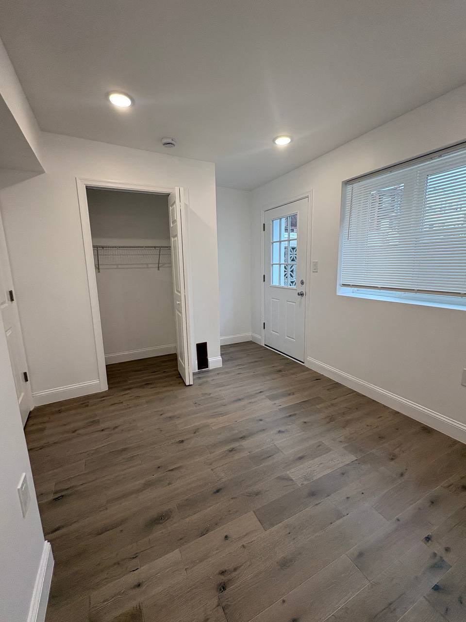 Building Photo - 1331 Dickinson St