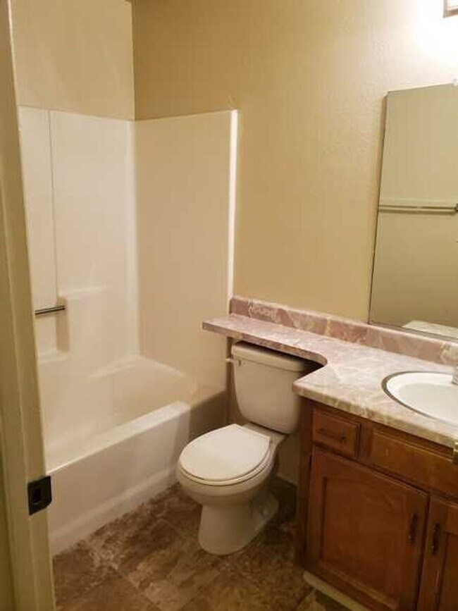 Building Photo - 4040 Gagos Dr