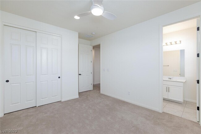 Building Photo - 10117 Heron Lake Ave