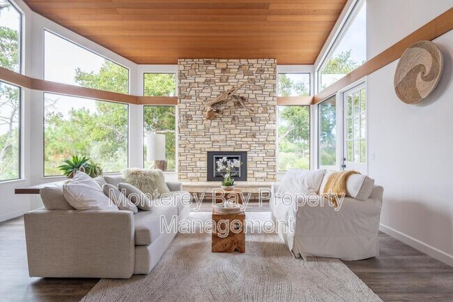 Building Photo - 18 Deer Stalker Path