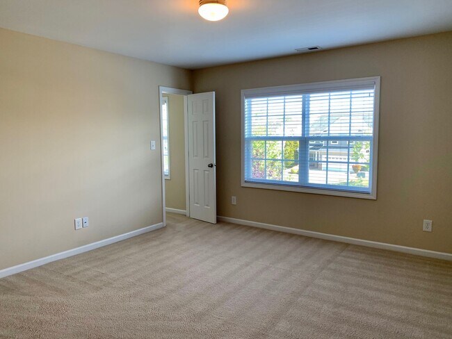 Building Photo - 4 Bed / 2.5 Bath Home in Holly Springs