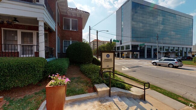 Building Photo - Candler Commons