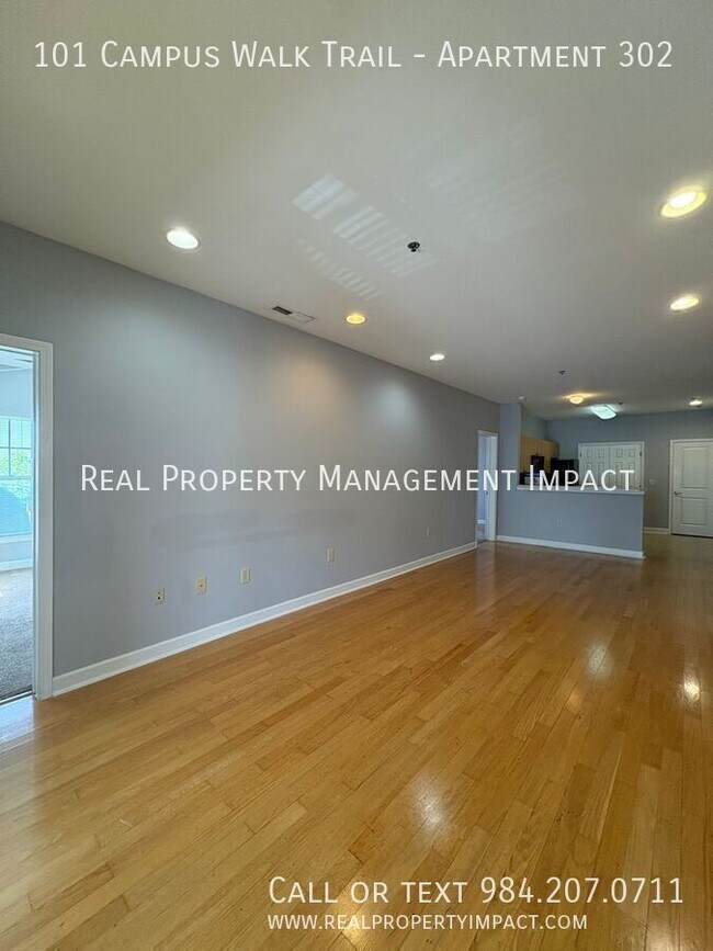 Building Photo - 101 Campus Walk Trl