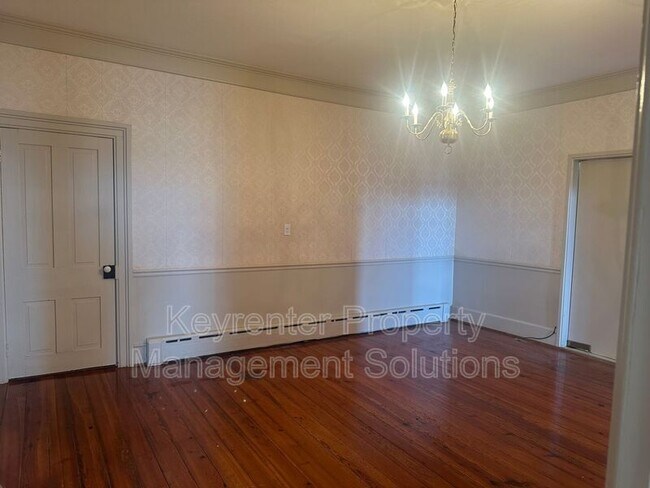 Building Photo - 151 Tanner Ln