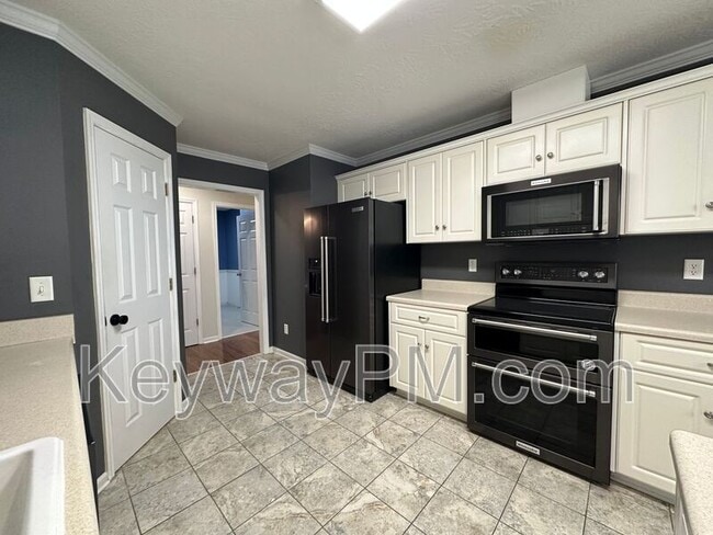 Building Photo - 435 St Julian Pl