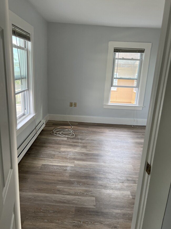 Building Photo - 8 South St