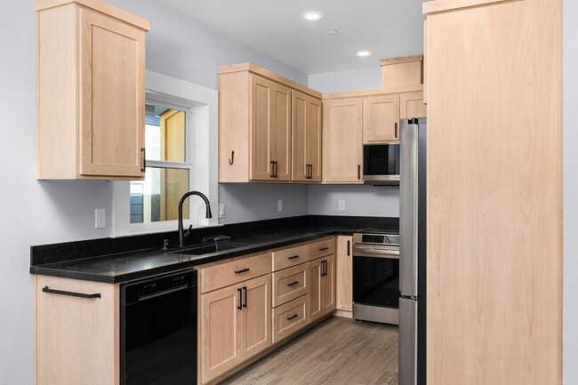 Building Photo - Luxury New Build | Walk to Downtown | Granite, Cherry Wood & High-End Finishes | Whole Home Water...