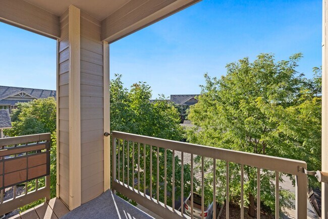 Building Photo - Bright 2 Bed, 2 Bath Condo in Fort Collins!!