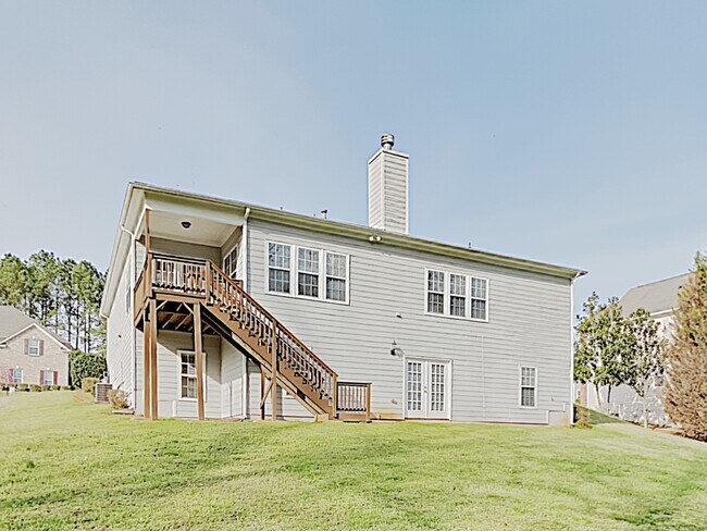 Building Photo - 1367 Fall River Drive
