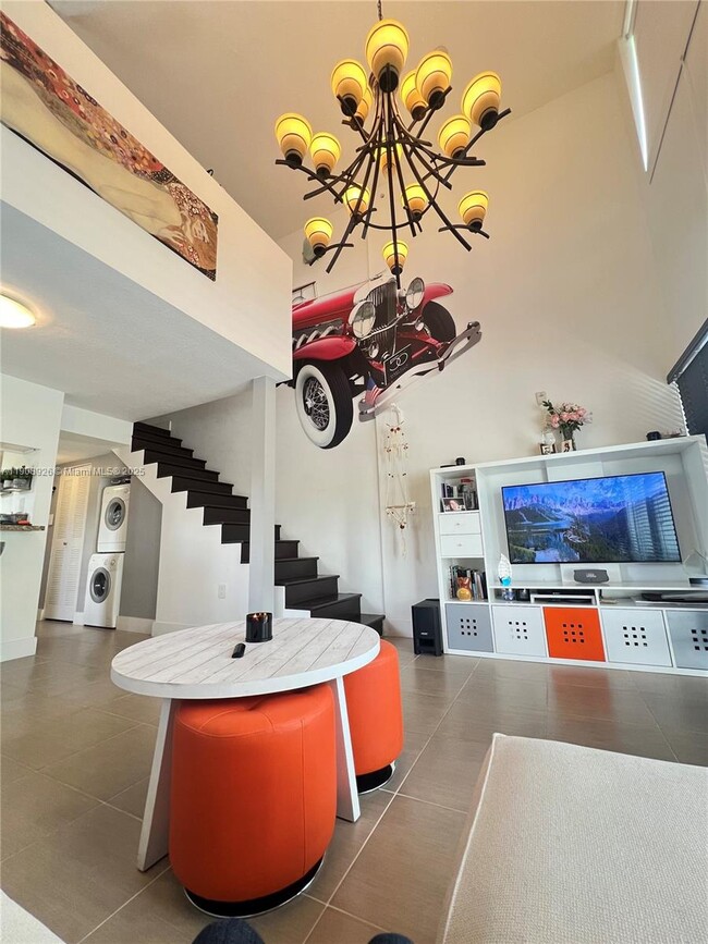 Primary Photo - 498 SW 2nd St