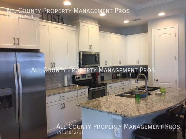 Building Photo - 866 Molly Cir